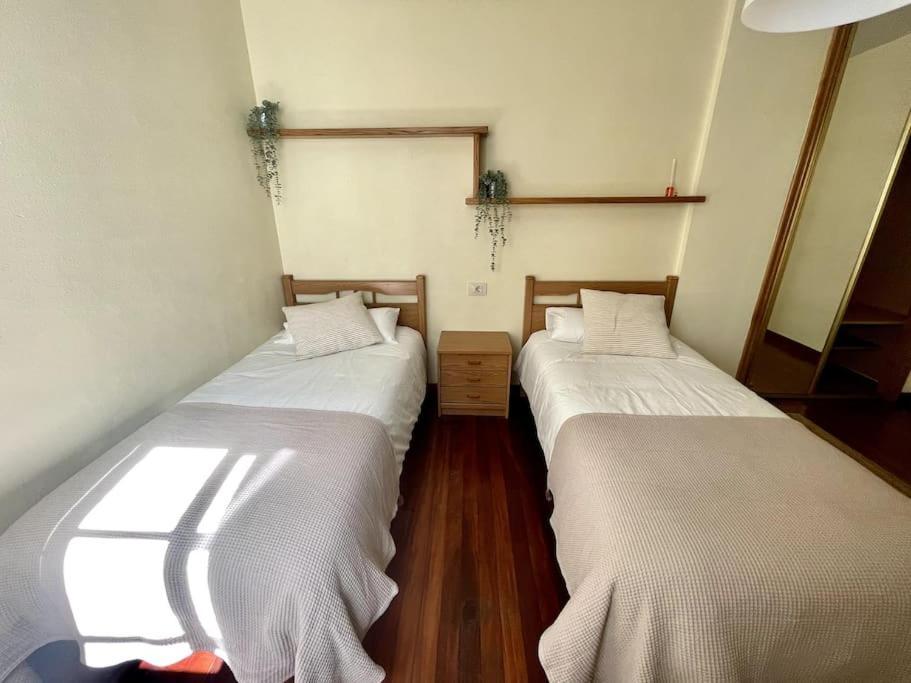 Agradable Apartamento Centrico En Cangas Eksteriør bilde