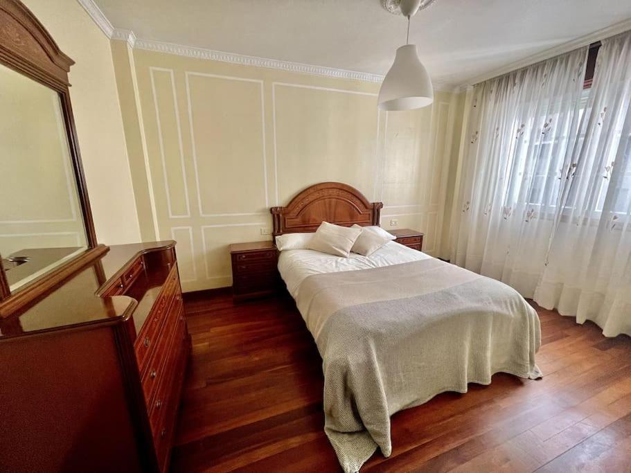 Agradable Apartamento Centrico En Cangas Eksteriør bilde