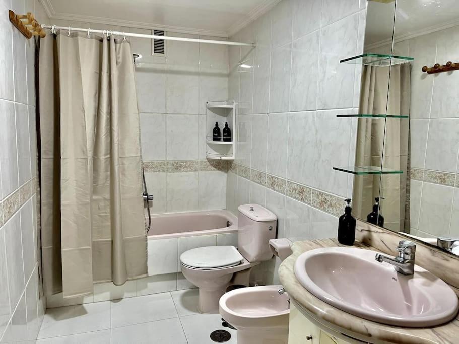 Agradable Apartamento Centrico En Cangas Eksteriør bilde